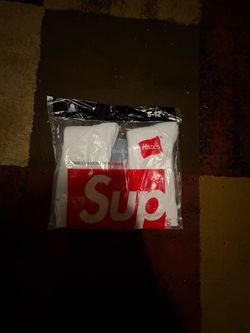 Supreme socks