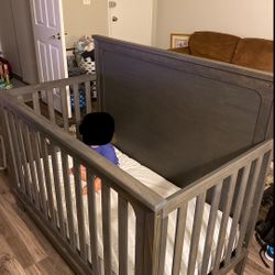 Simmons Kids’ 4-in-1 Convertible Crib