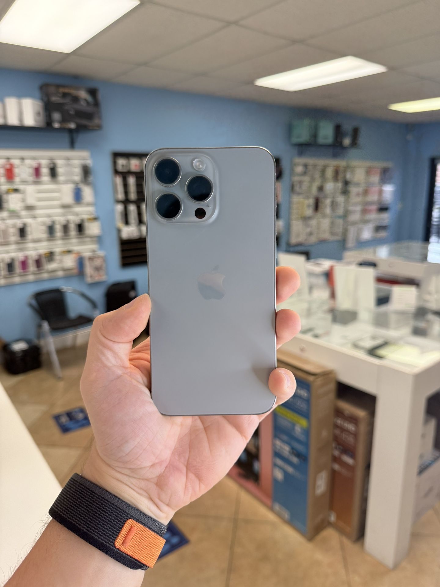 iPhone 15 Pro Max 256GB Unlock Like New / Finance Available for $50 downpayment