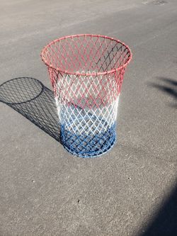 Vintage basketball storage Ben' solid metal