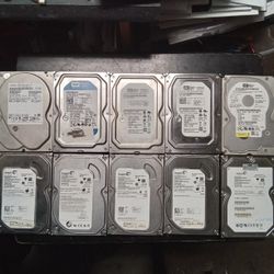 Lot 10 Hard Drive 250GB  Sata 3.5 