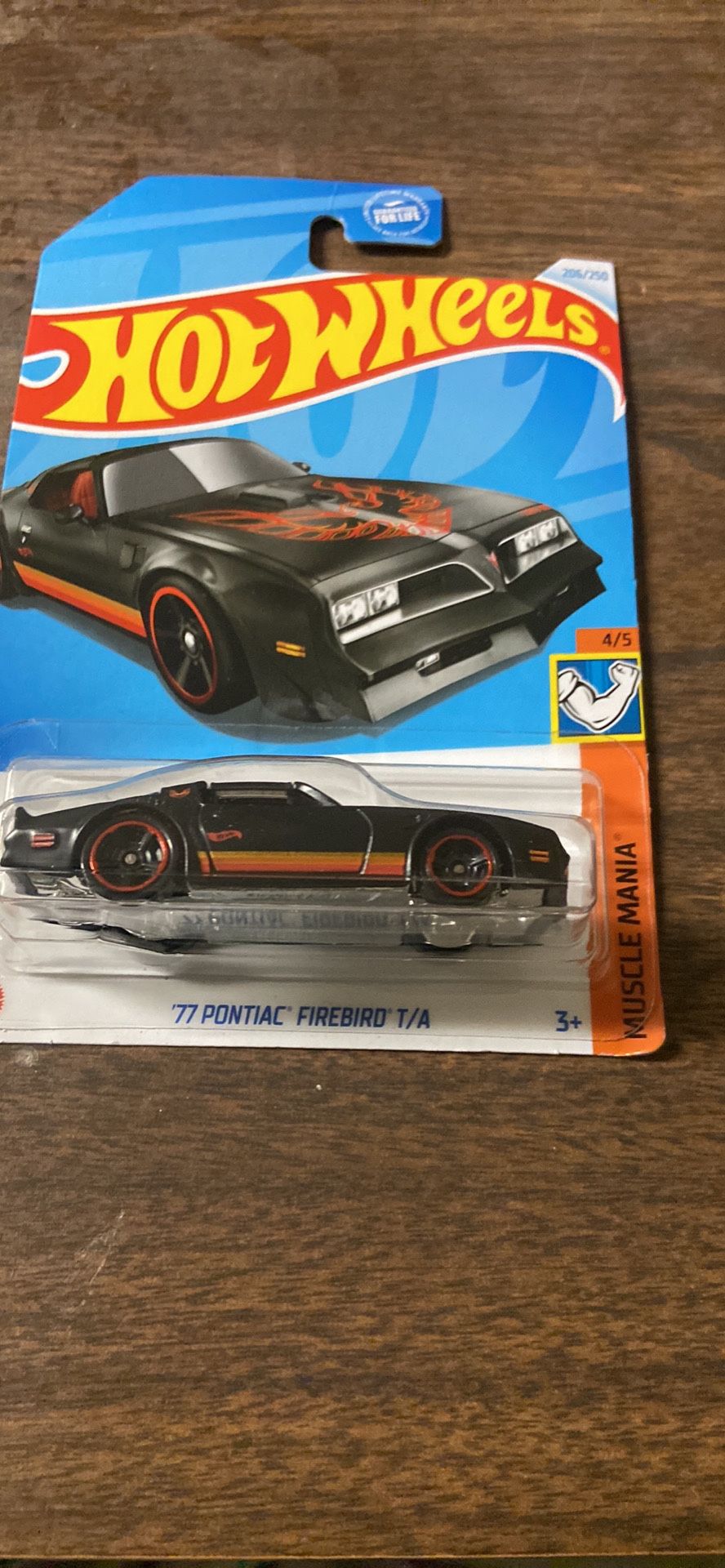 Hot Wheels '77 Pontiac Firebird T/A 206/250 Muscle Mania 4/5