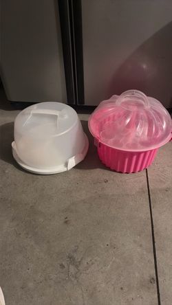 Plastic Cake Carrier and Cupcake Container