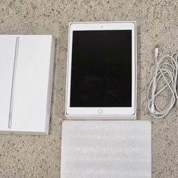 Apple iPad 8th Generation 128GB A2270 WiFi Cellular with Box