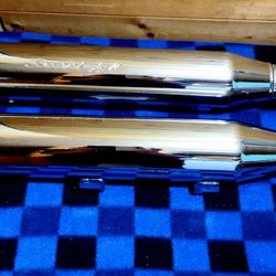 Screaming  Eagle Slip On Exhaust 