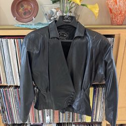 PRICE DROP: VTG Tannery West LINED, FITTED,LAMBSKIN LEATHER Snap-Front Jacket, S