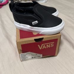4.5 Vans