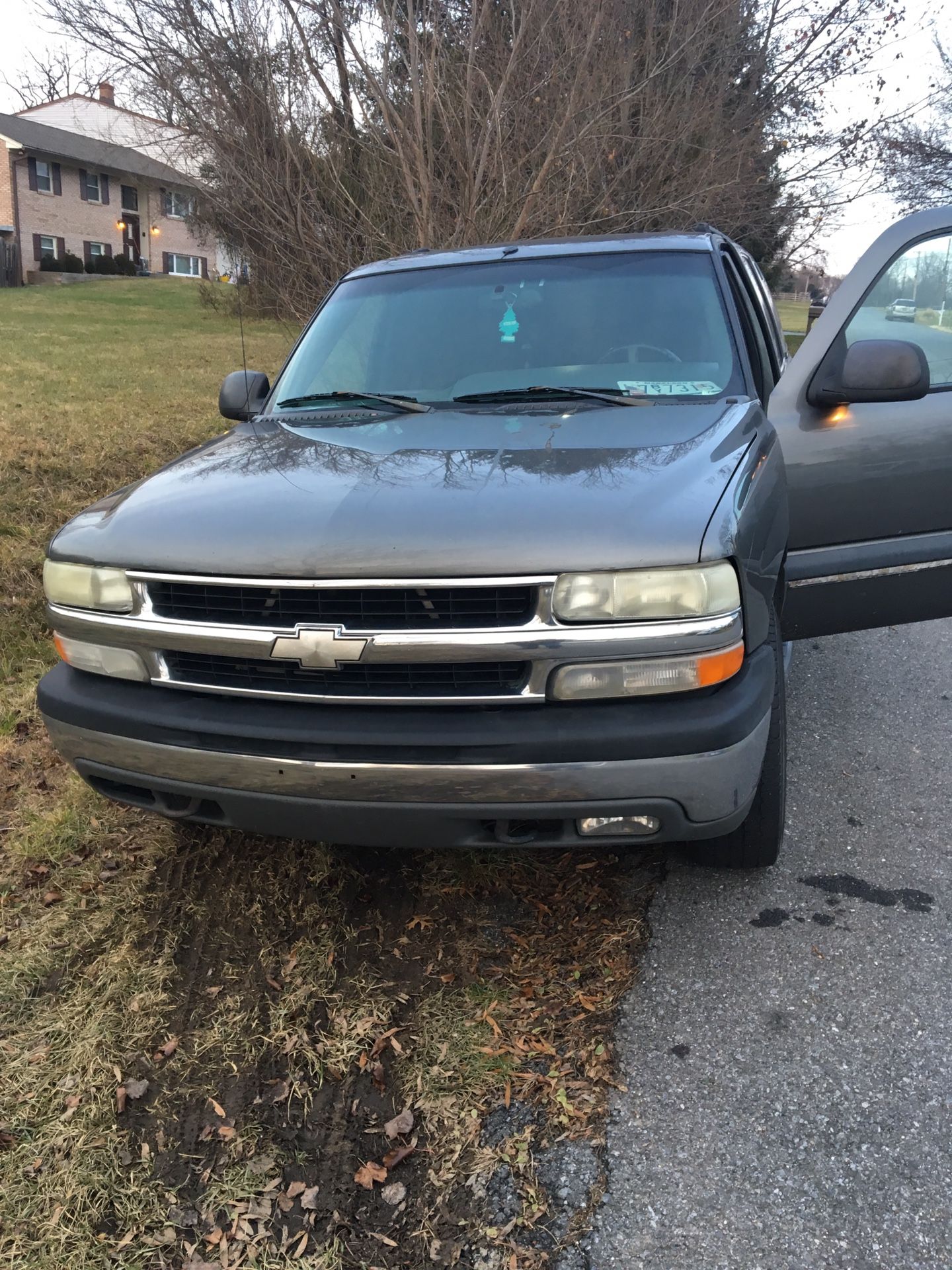 Chevy suburban 02