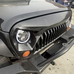 Jeep Wrangler Mean grill 