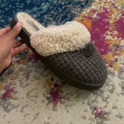 Ugg Slippers 
