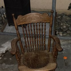 Antique Rocking Chair 