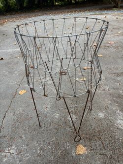 Vintage Metal Wire Laundry Basket with Legs