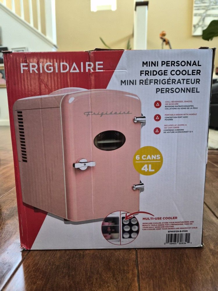 Frigidaire Mini Personal Fridge Cooler
