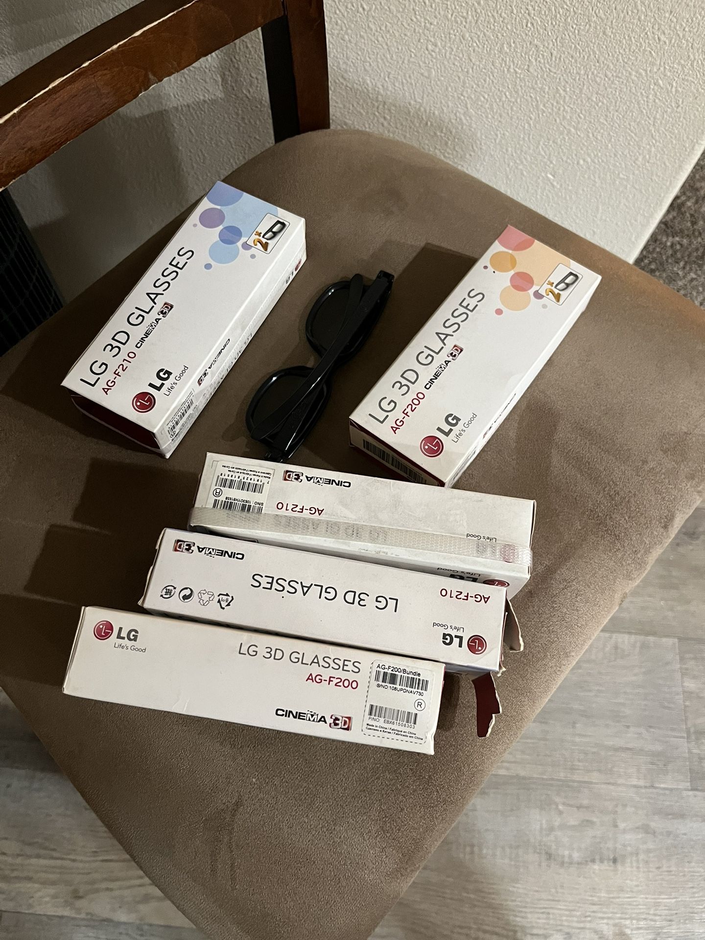 LG 3D Glasses - 6 Pair
