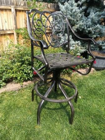 Black Metal Outdoor Rotating Patio Chair 23.5" x 17" x 45" tall