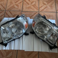 Toyota Tacoma Headlights 
