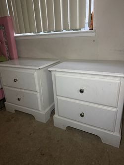 White 2-Drawer Nightstands – Set of 2
