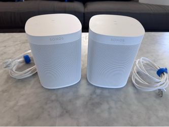 Sonos Home Theater Bundle — Playbar + 2 One SL Surround Speakers (White)