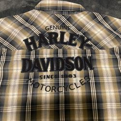 Harley-Davison Button up shirt size M  