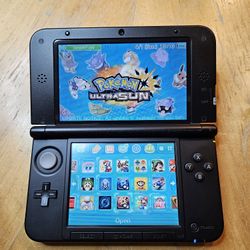 Nintendo 3DS XL, With All Pokemon Games. Good Condition 