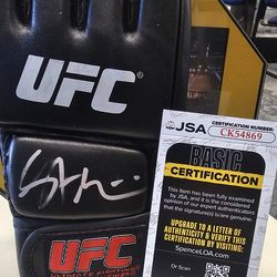 Stipe Miocic SIGNED (JSA COA) UFC Glove autographed MMA