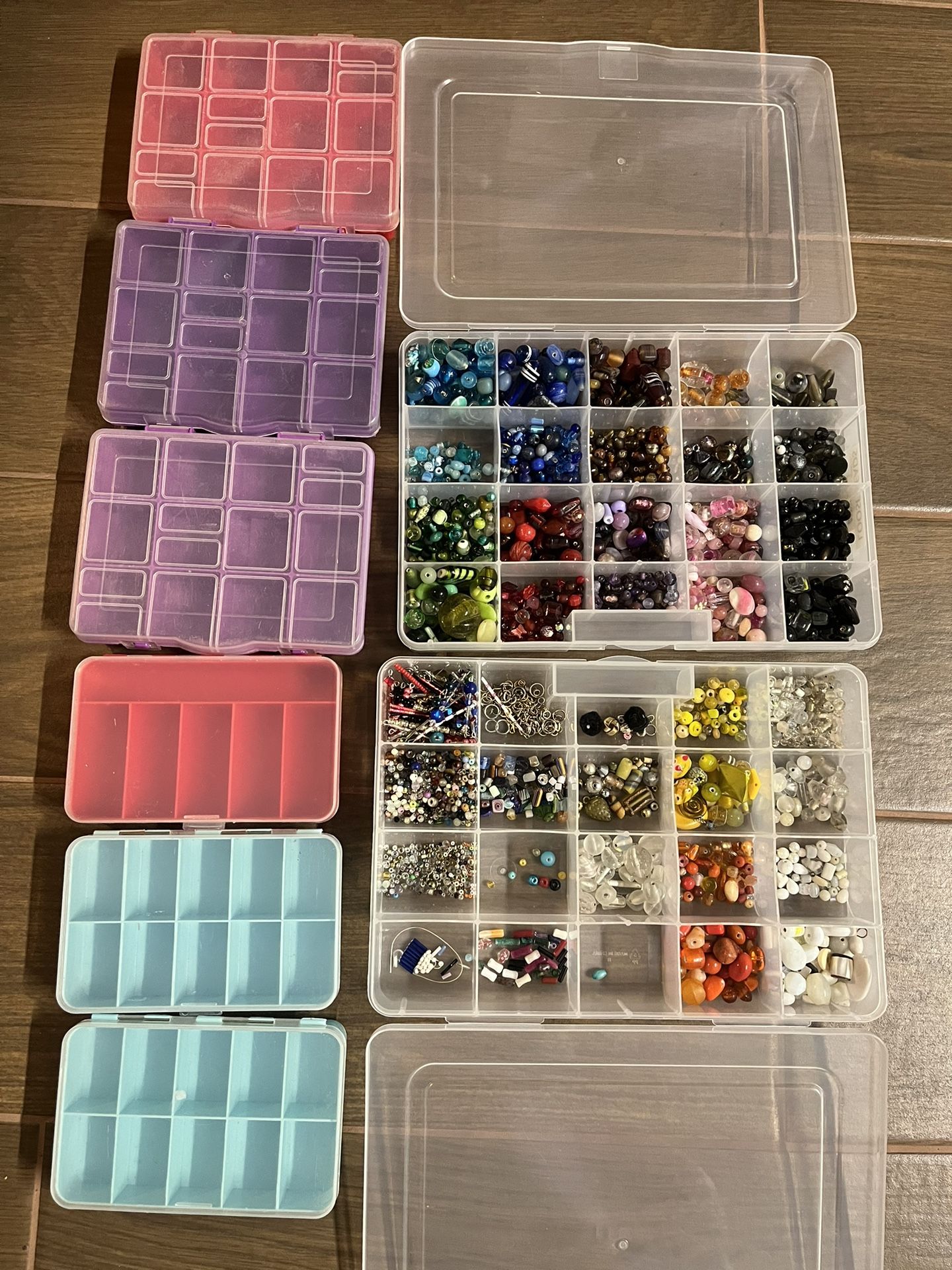 Variety Color Beads, With Small Bead Containers