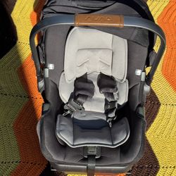 Nuna Pipa Car seat 