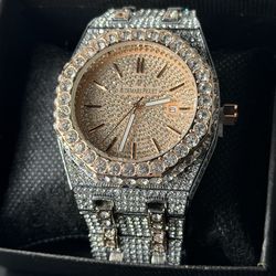 Glow in the dark luxury acesssory