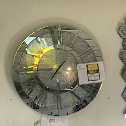 Mirrored Clock