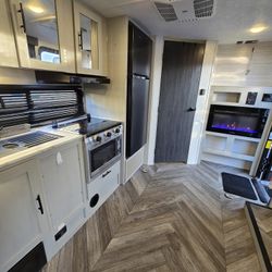 Toy Hauler 26 Ft 2022 Rv Travel Trailer 
