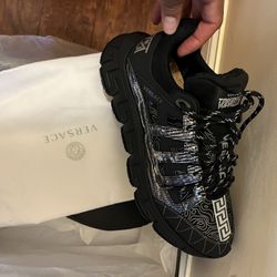 Men’s Size 10 Versace (Brand New)