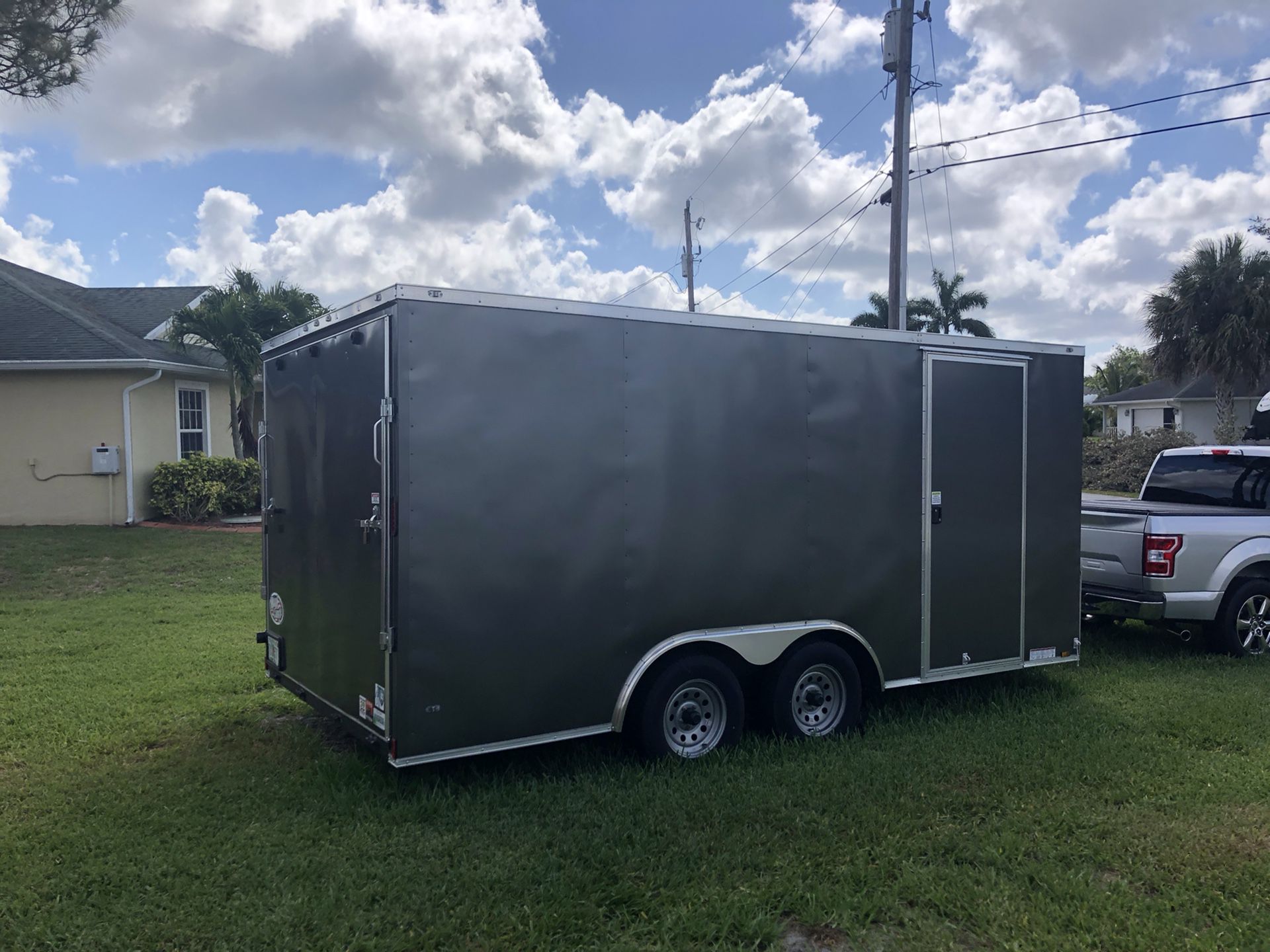 8.5x16 enclosed trailer