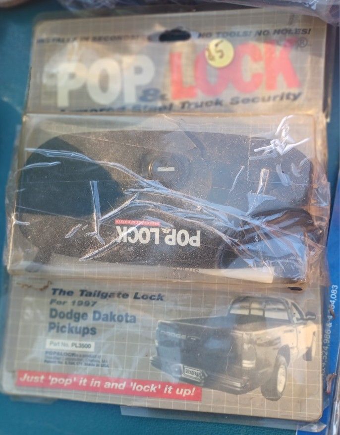Pop & Lock Tailgate Lock 