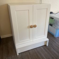 IKEA SMÅSTAD / UPPFÖRA Kids Cabinet, white with frame/with 1 shelf, 23 5/8x25 5/8x29 7/8 "