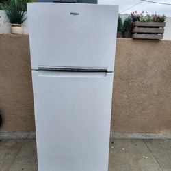 Whirlpool Refrigerator 18cu Ft 28x29x68 👍3 MONTHS WARRANTY 
