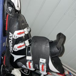 Skis and Boot Set