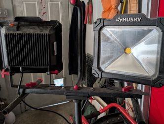 Husky Work Lights With Adjustable Tripod Stand