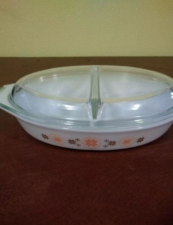 Pyrex Casserole Dish Vintage Town & Country Oval Divided 1 1/2 qt Ovenware w/Lid