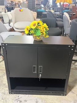 Heavy-Duty Garage Wall Cabinet – Steel Lockable Storage with Adjustable Shelf, 31.5" Floating Organizer for Workshop, Kitchen, Warehouse (Black)💰70$ 