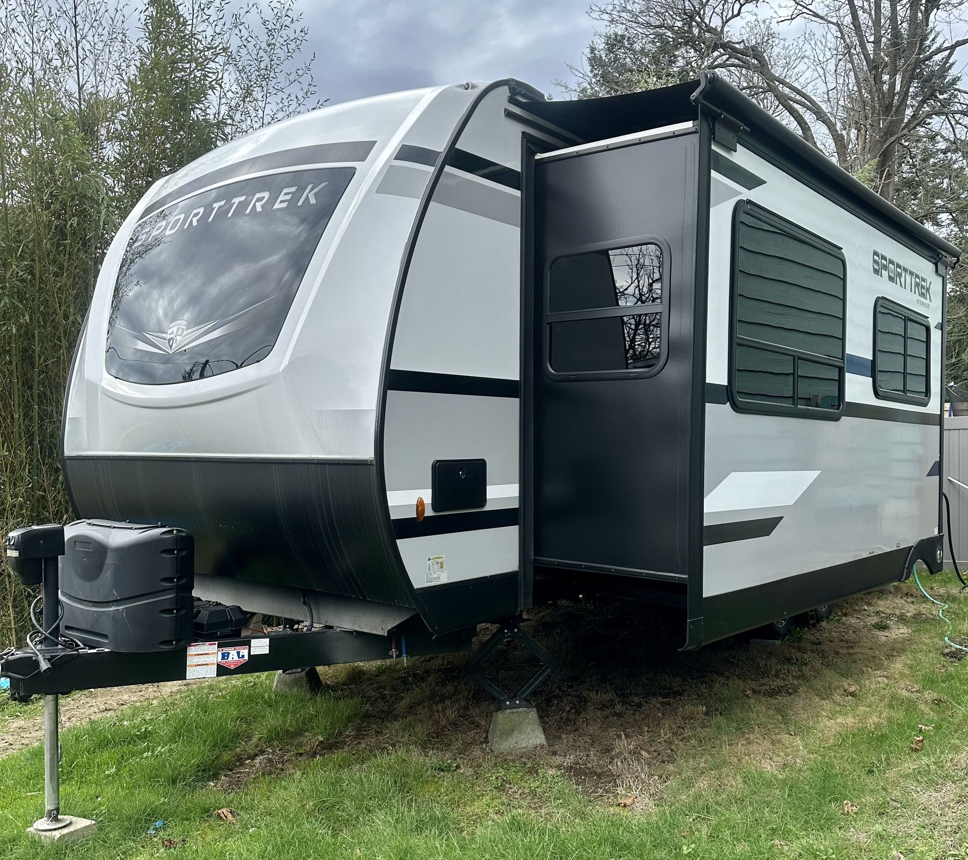 2021 Venture RV Sport trek 251vfk