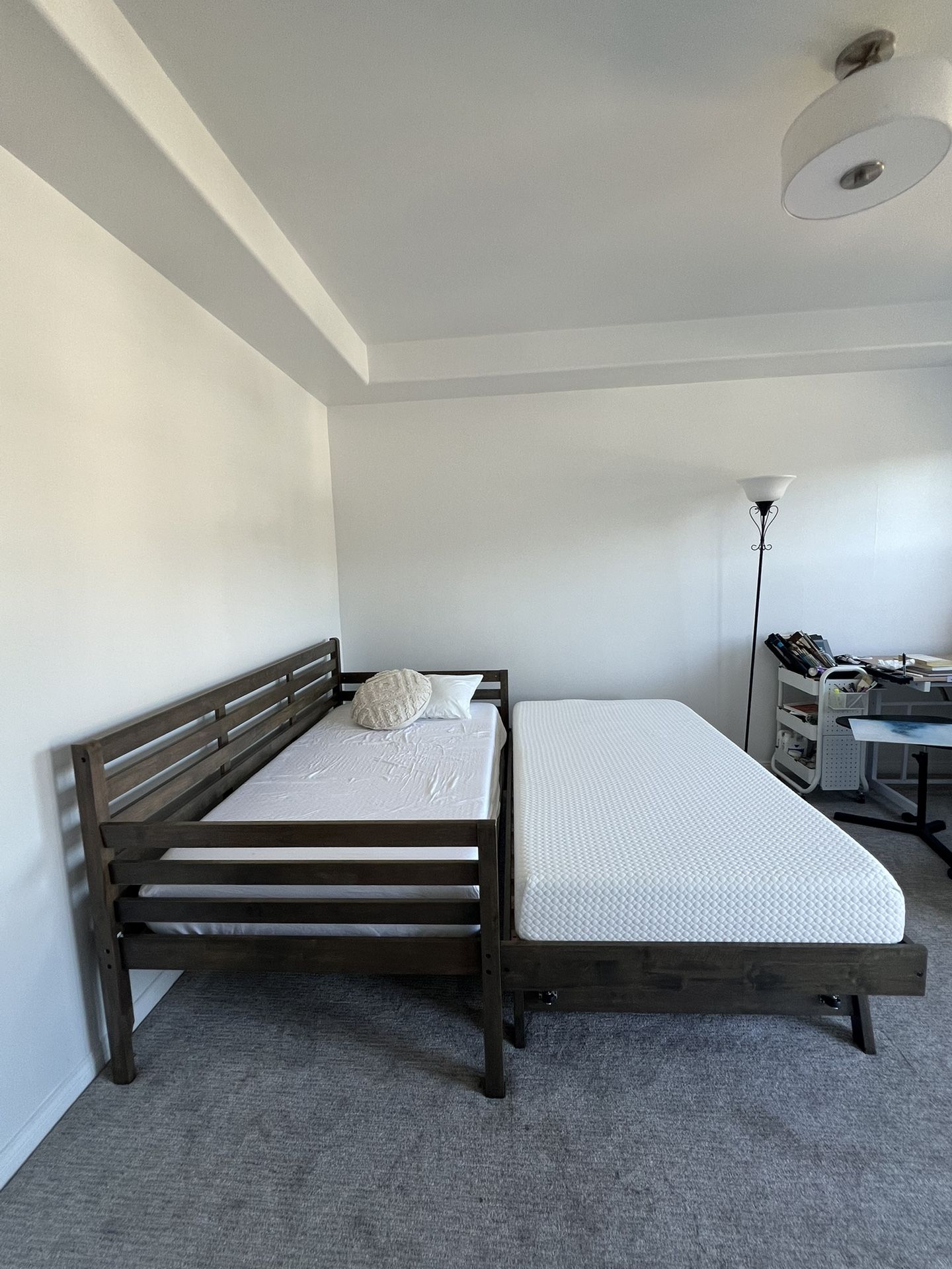 Twin Bed With Trundle (bed only - no Mattress)