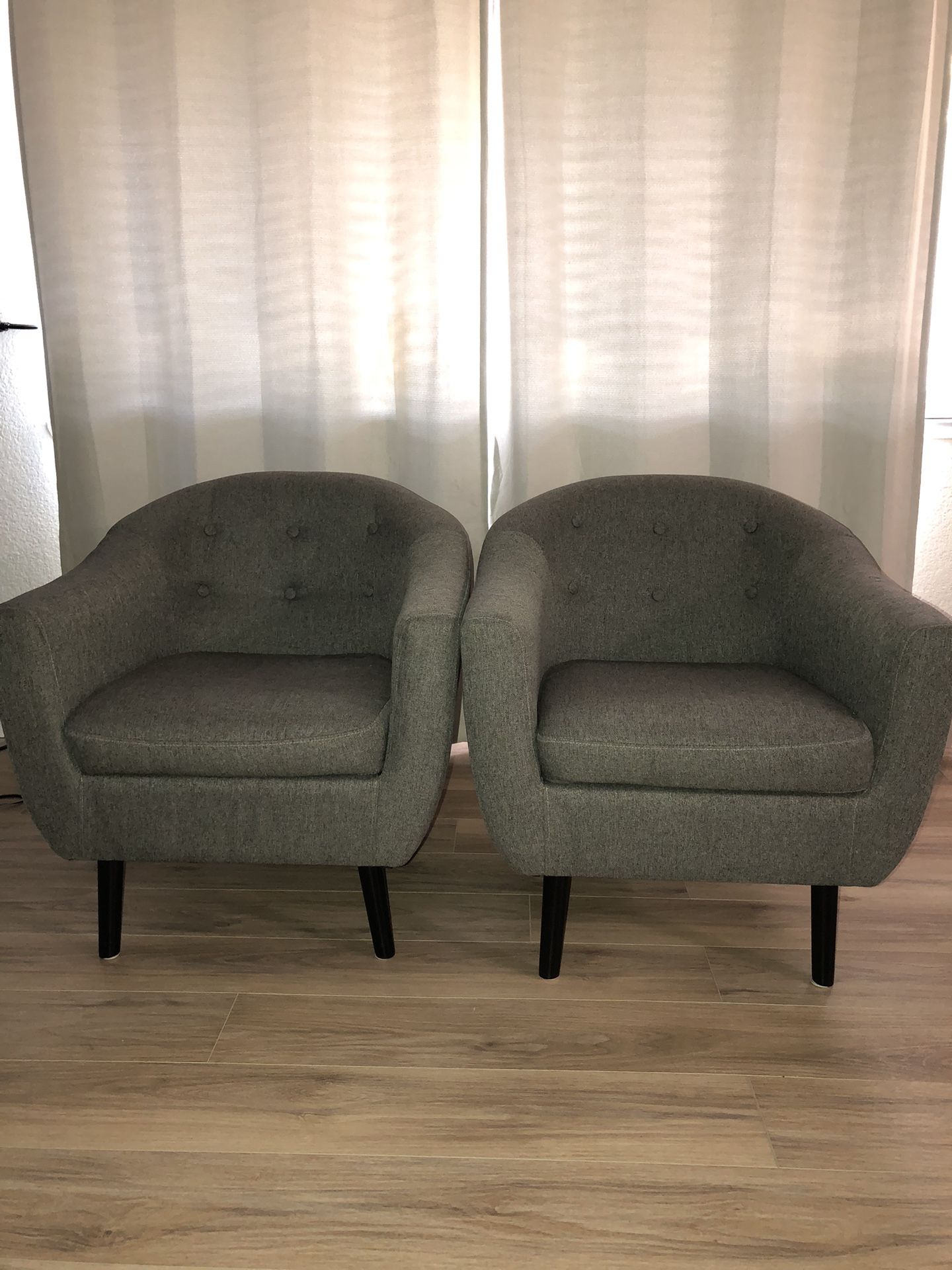 Accent Chairs
