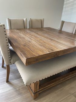 Westover Hills Square Dining Table Set