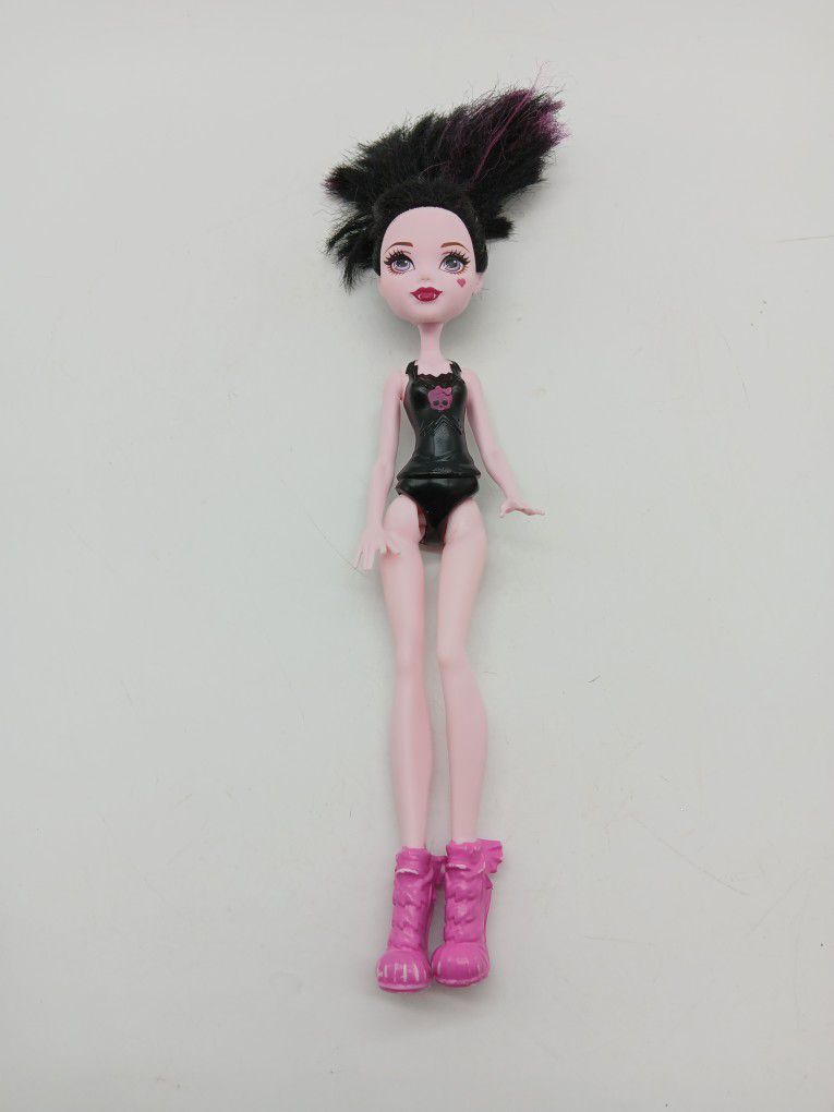 Monster High Draculaura Ghoul Spirit Cheerleader Doll 2015 11"