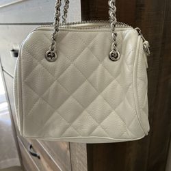 White Quilt Pattern Purse  