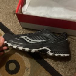 Trail Running Shoes 