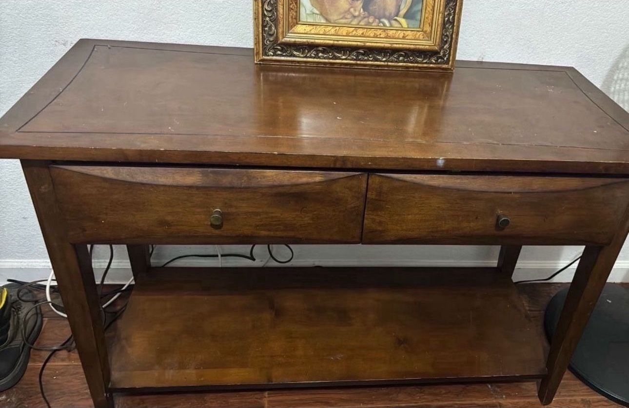 25.00 Dls OBO Good Quality Wooden Long Table/ Side Console/ Tv Stand 