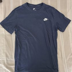 Nike T Shirt