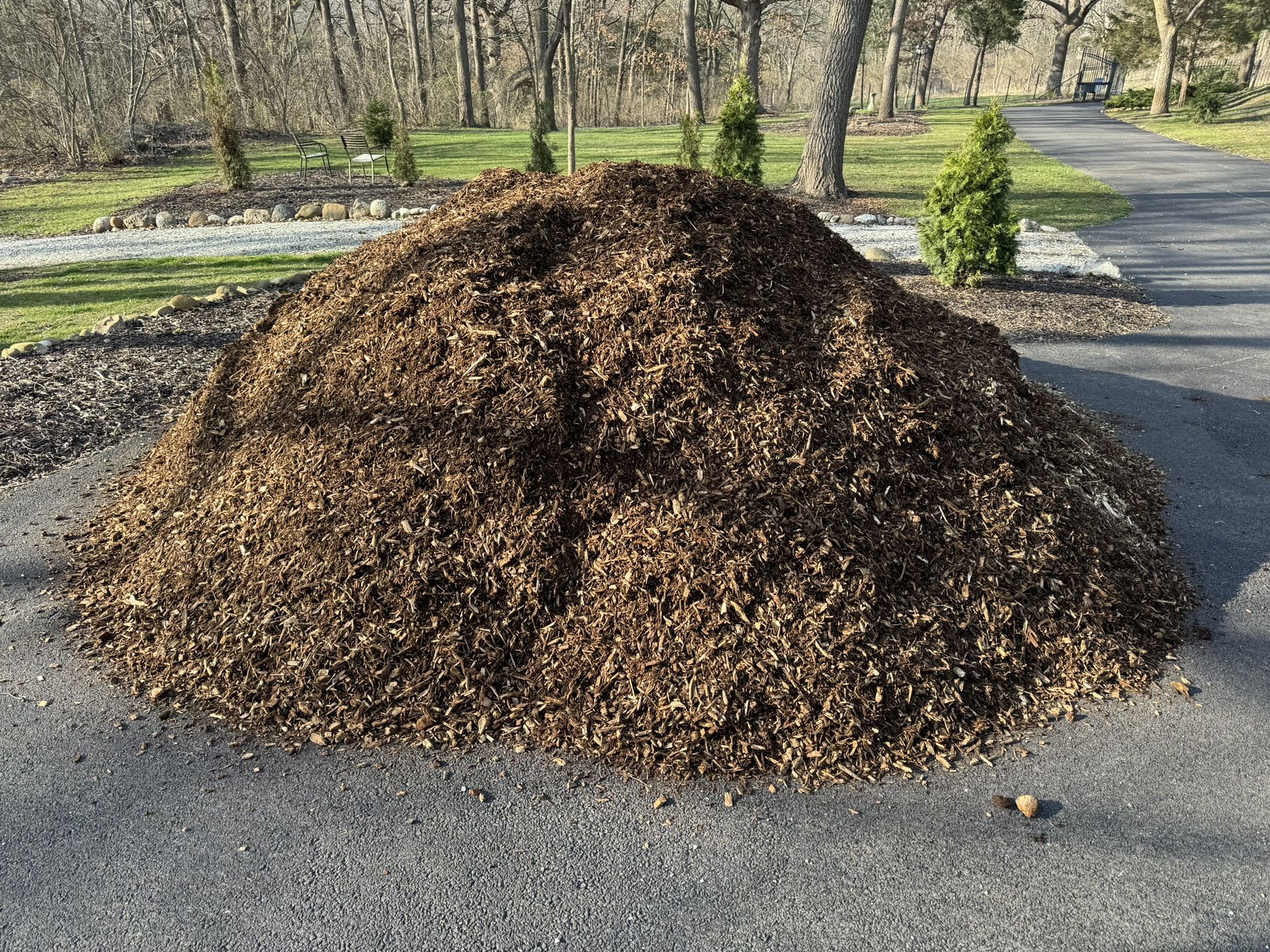 Natural Double Ground Mulch For Sale By Yards 