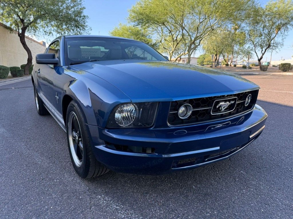 2007 FORD MUSTANG PREMIUM, LOW MILES, V6, NICE CAR, COLD AC, FINANCE AVAILABLE  🚘